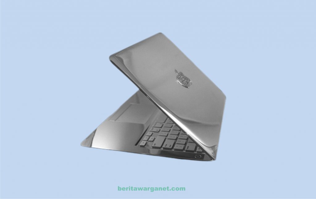 MacBook Air Supreme