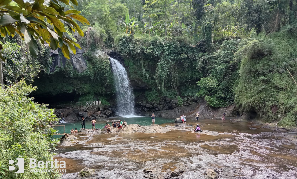 curug sumba karangreja purbalingga saat libur lebaran