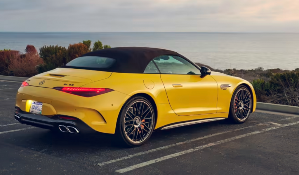 Mercedes-AMG SL63 2022, Terlihat Seperti Roadster Klasik