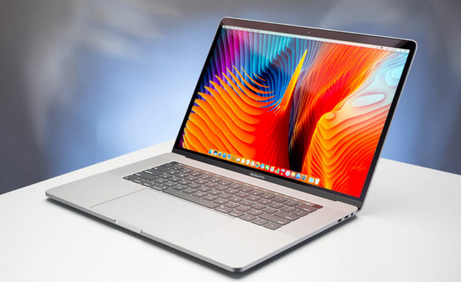 MacBook Pro 15: 2017 Touch Bar, Apakah masih worthed?