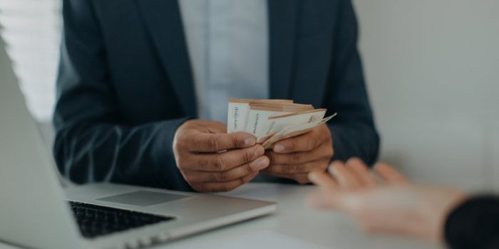 Remunerasi dan Gaji, Apa Perbedaanya